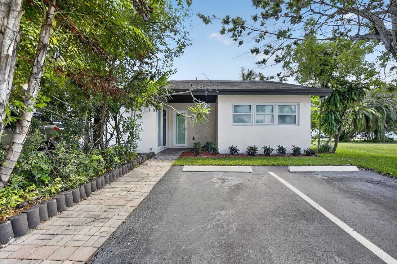 4404 Treasure Cove Dr