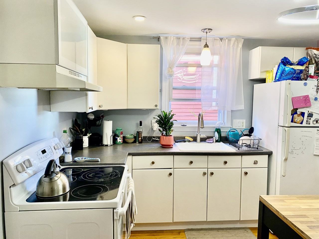 135 Central St #3 - Photo 4 of 8