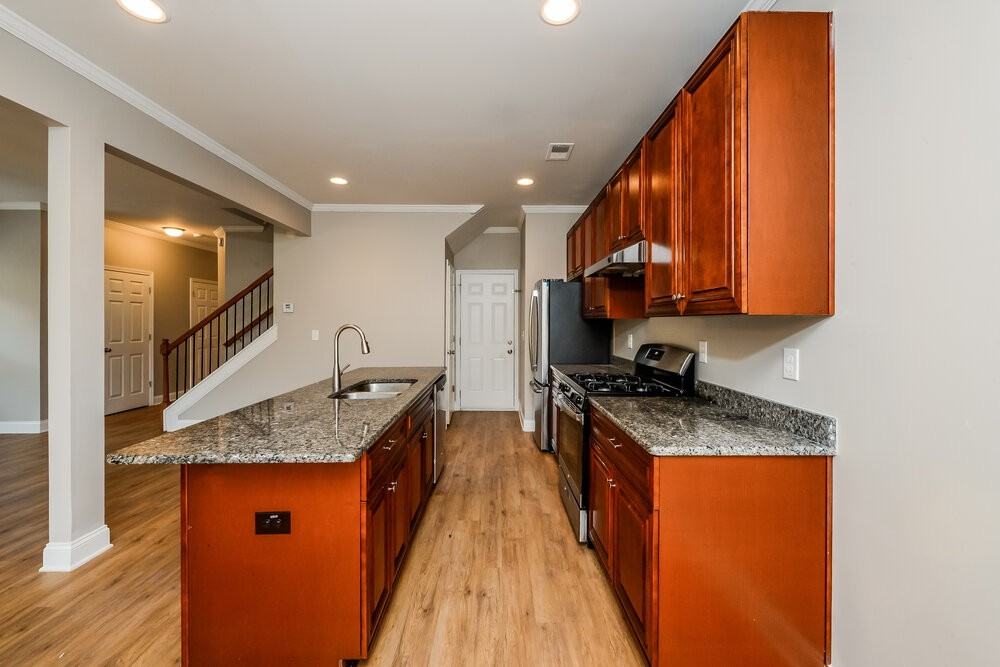 2291 Wentworth Park Dr - Photo 6 of 17