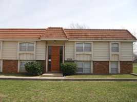 featured image of 2006 W 27th Ter #3