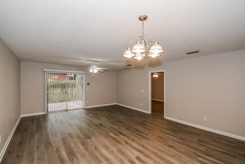 416 S 13th Ter - Photo 4 of 16