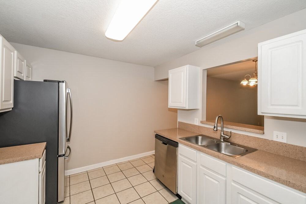 416 S 13th Ter - Photo 6 of 16