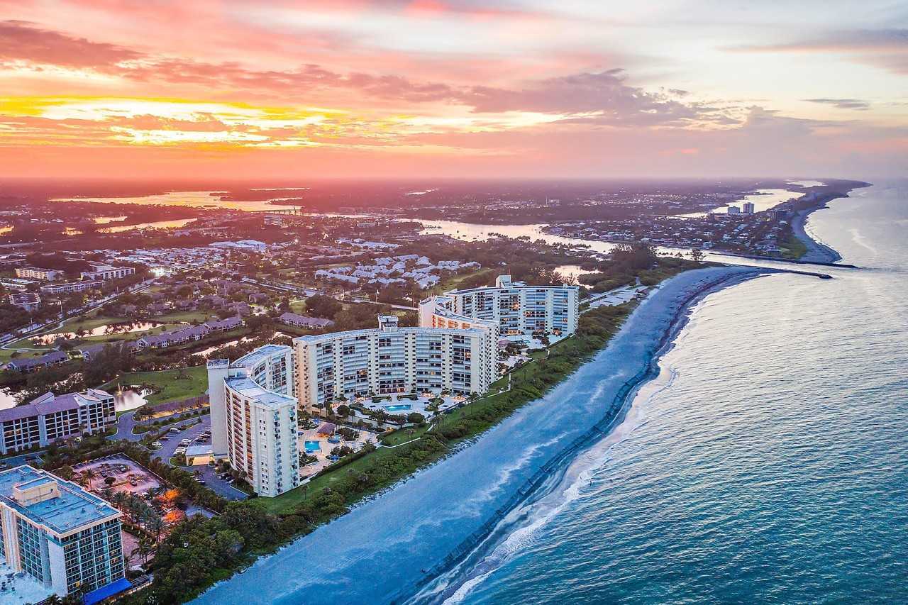 300 Ocean Trail Way #403