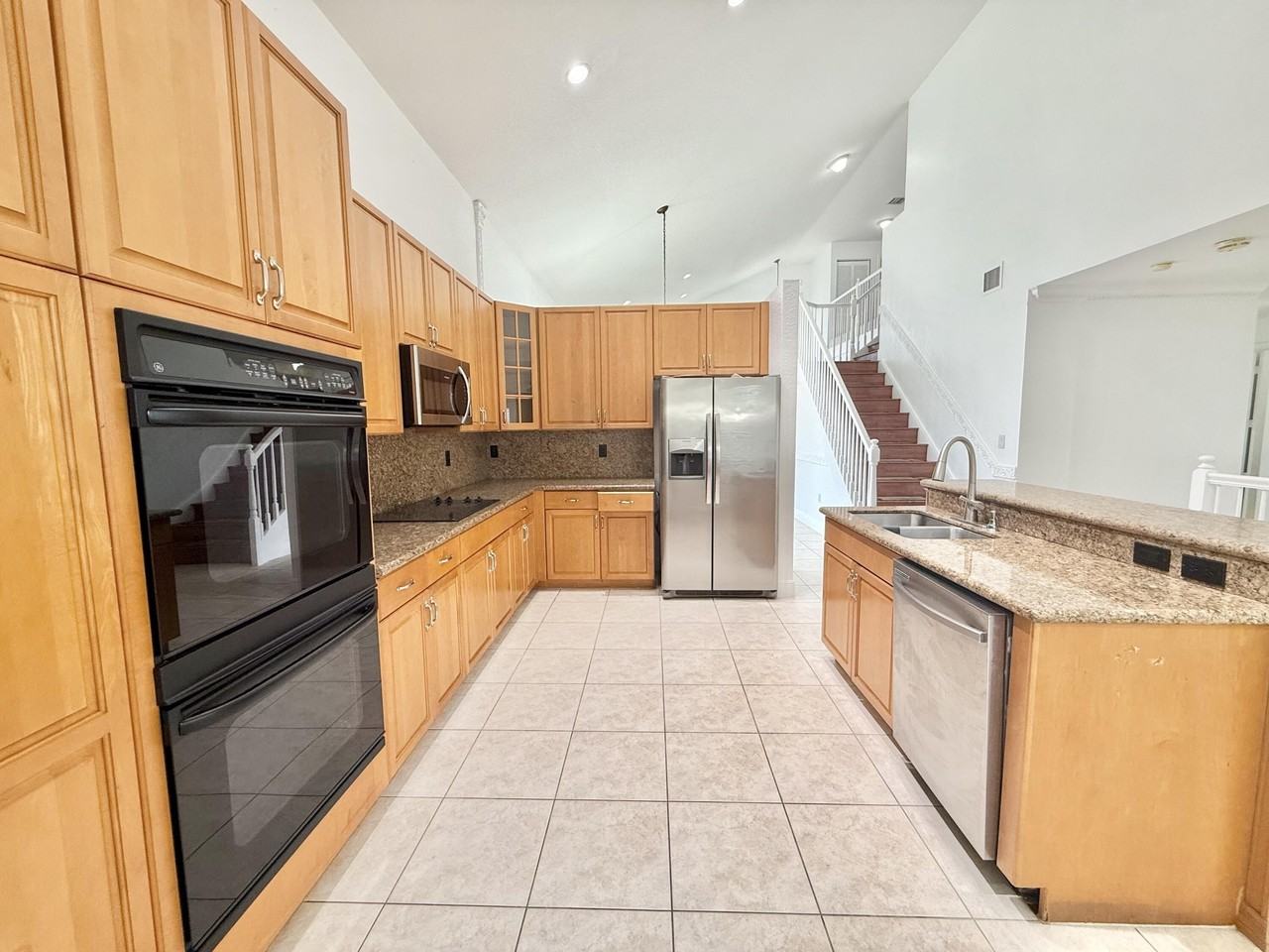 11553 Big Sky Ct - Photo 5 of 43