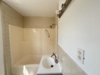 161 6th Ct Sw - Photo 3 of 23