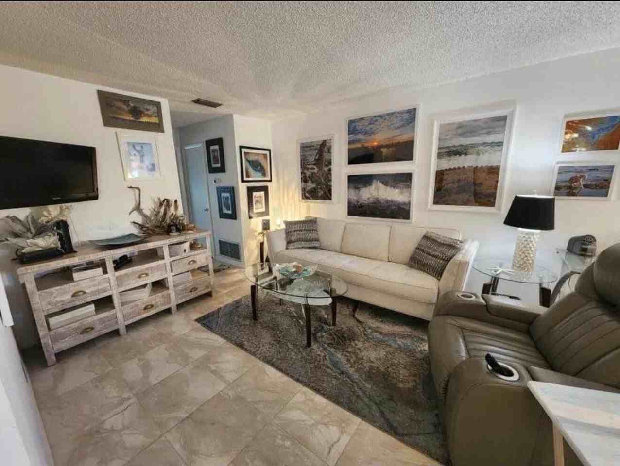 31 Lake Vista Trl #203 - Photo 3 of 16