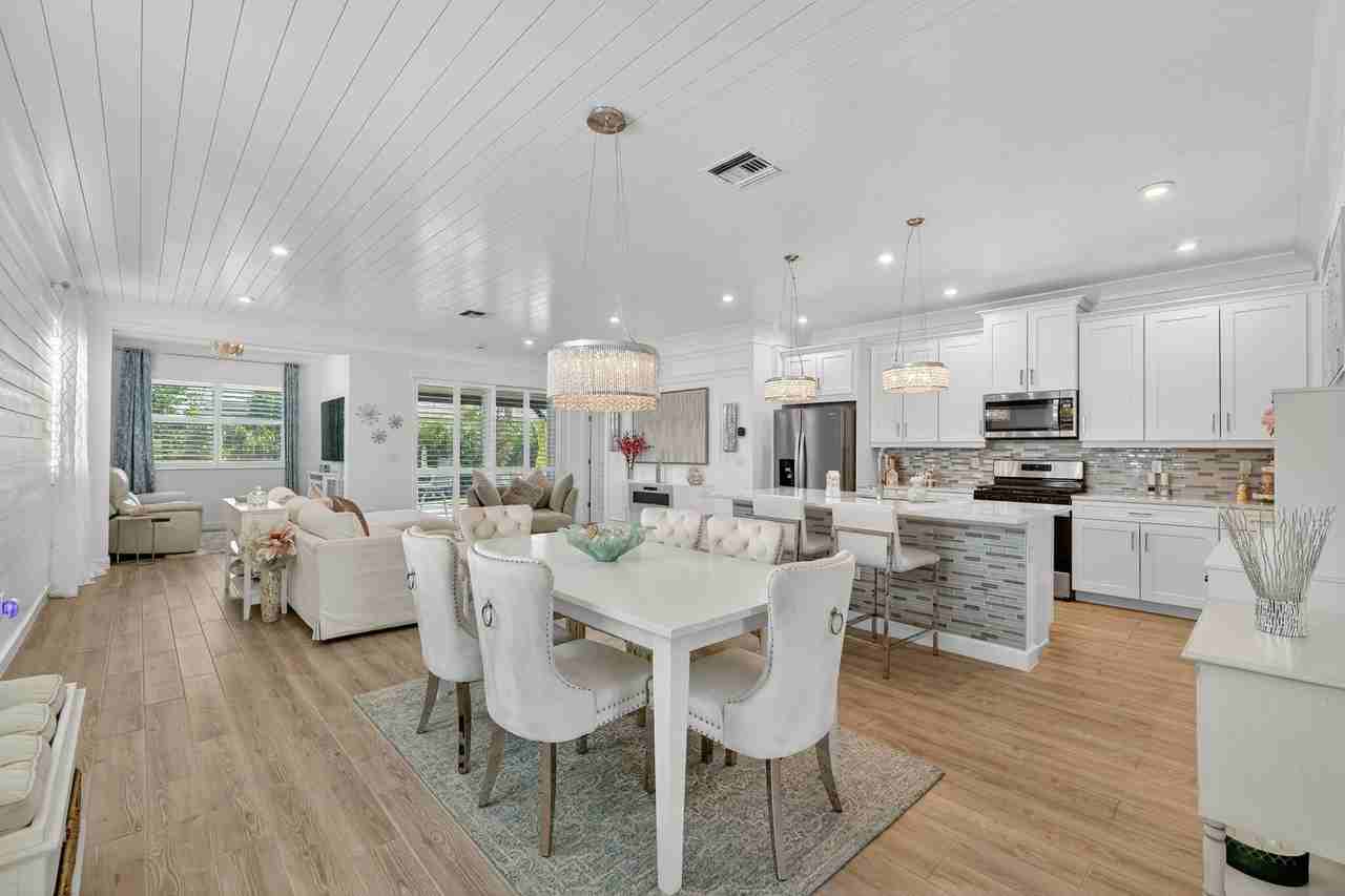 9866 Sw Veronese Dr - Photo 6 of 40