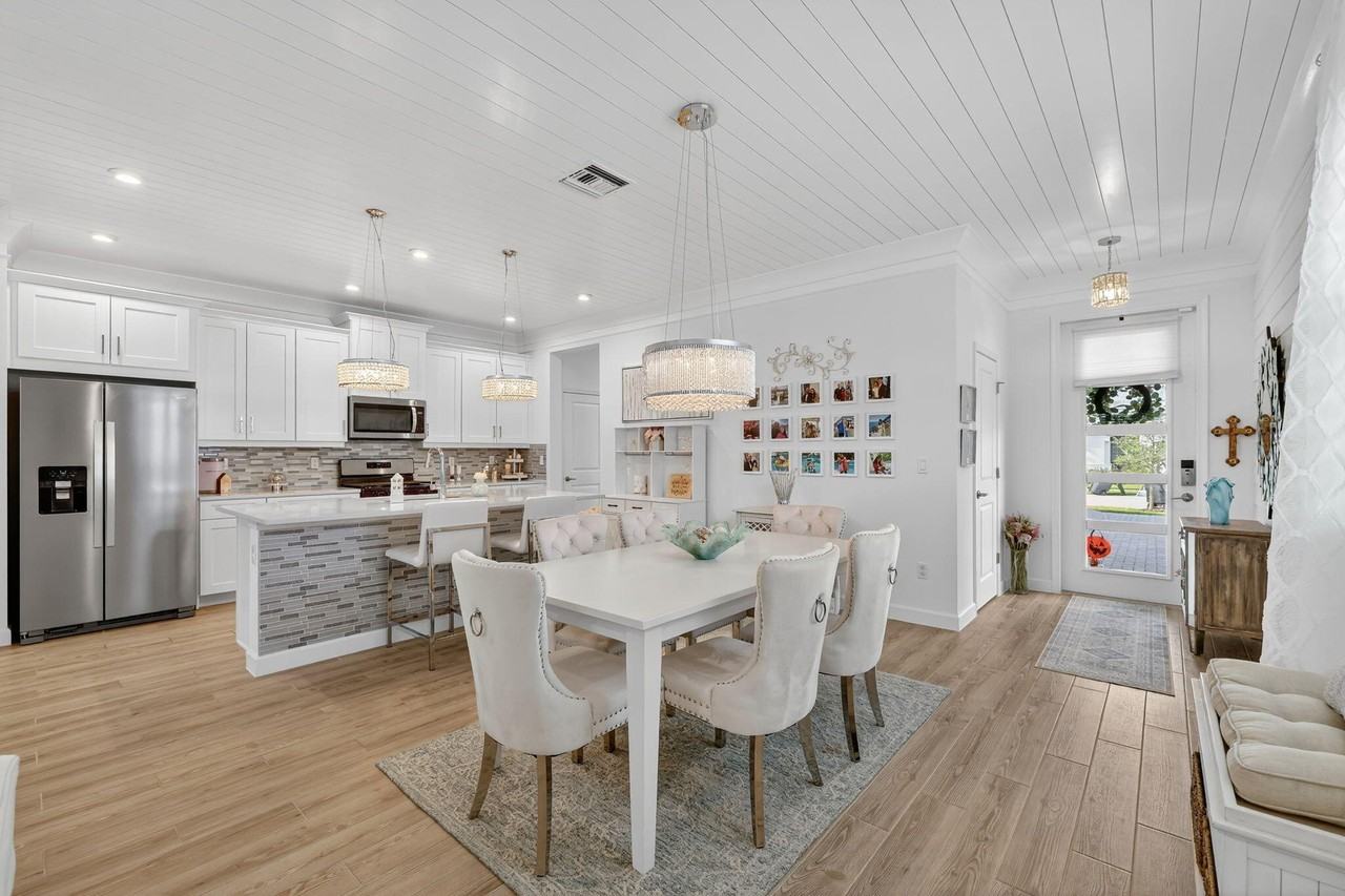 9866 Sw Veronese Dr - Photo 7 of 40