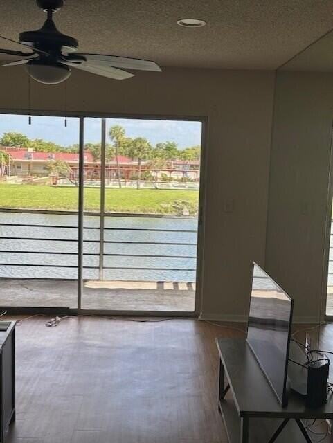 161 Lake Frances Dr #161 - Photo 6 of 16