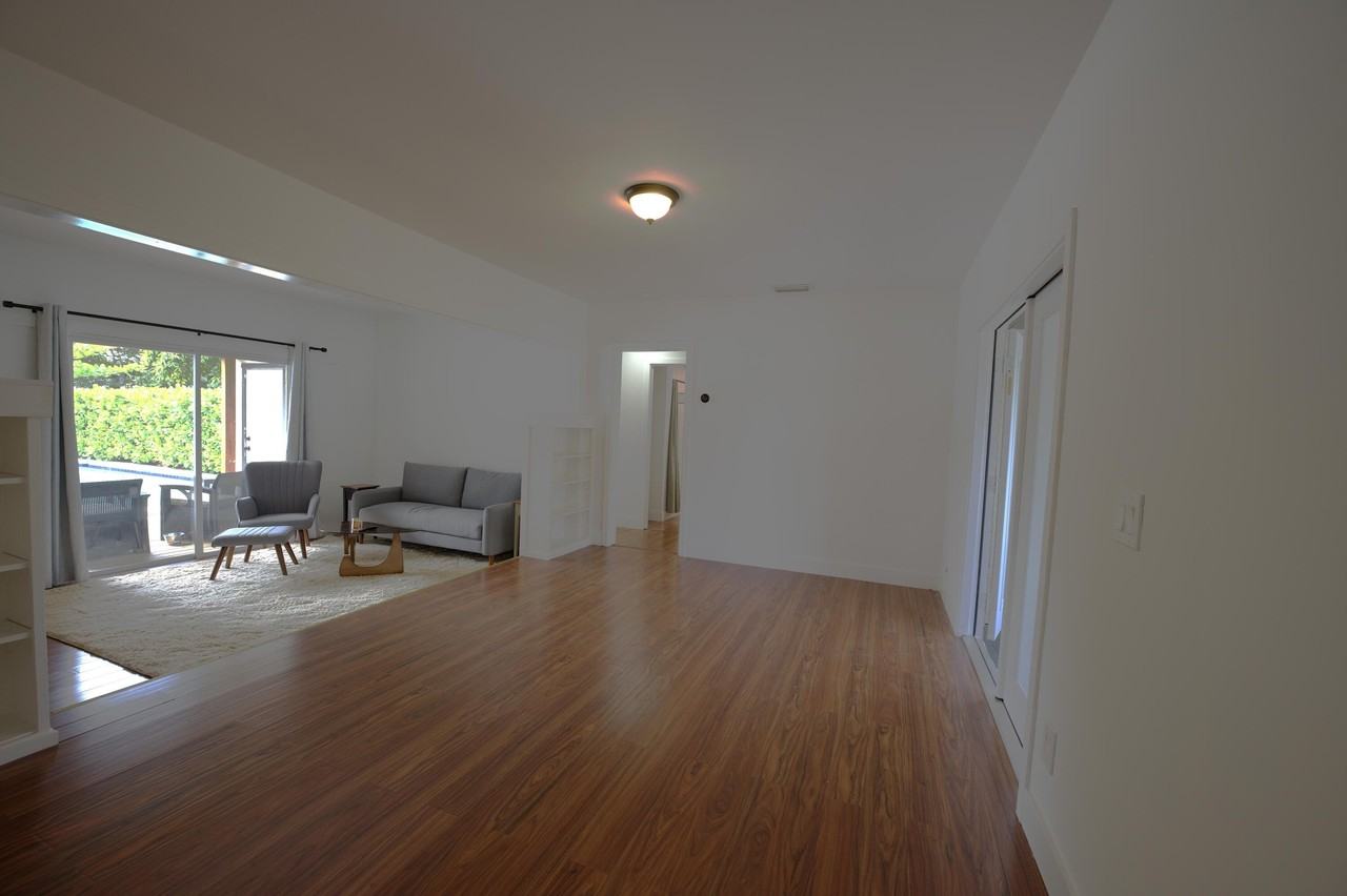 717 N E St - Photo 5 of 29