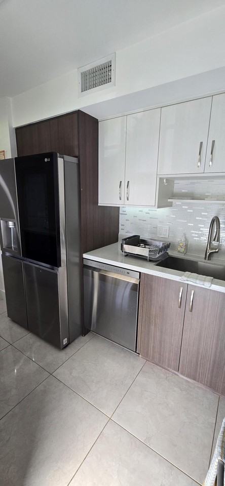 3300 N Palm Aire Dr #109 - Photo 5 of 28
