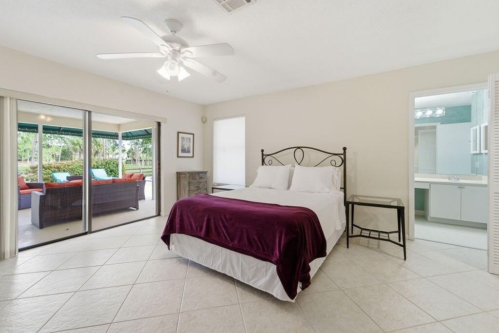 5562 Reynolds Rd - Photo 7 of 39