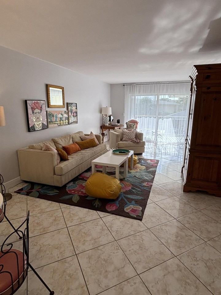 510 Prosperity Farms Rd #8B - Photo 6 of 16