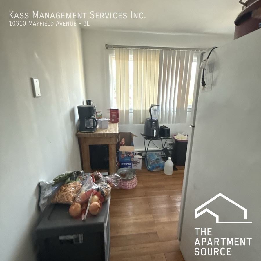 10310 Mayfield Ave #3E - Photo 7 of 11