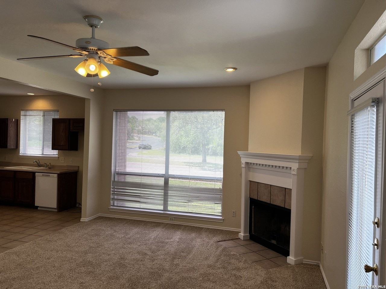 8741 Wickersham St - Photo 6 of 43