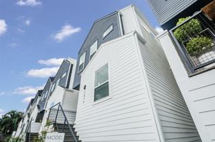 1131 W 17th St - Photo 1 of 1