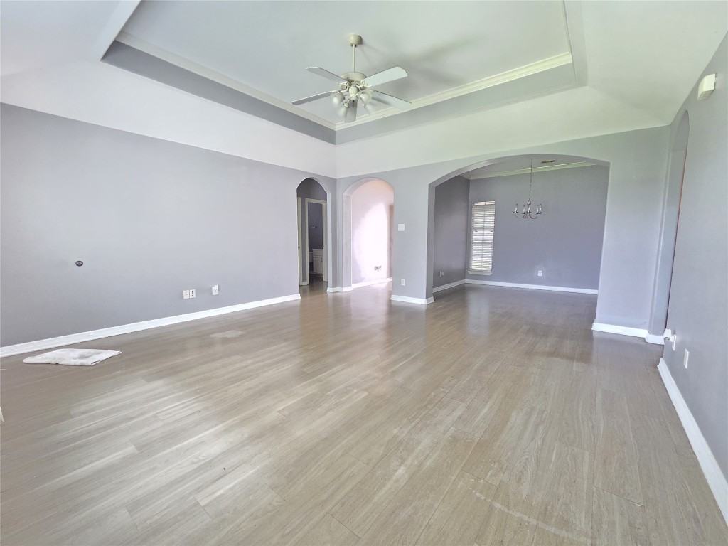 12015 Rosecroft Dr - Photo 6 of 13