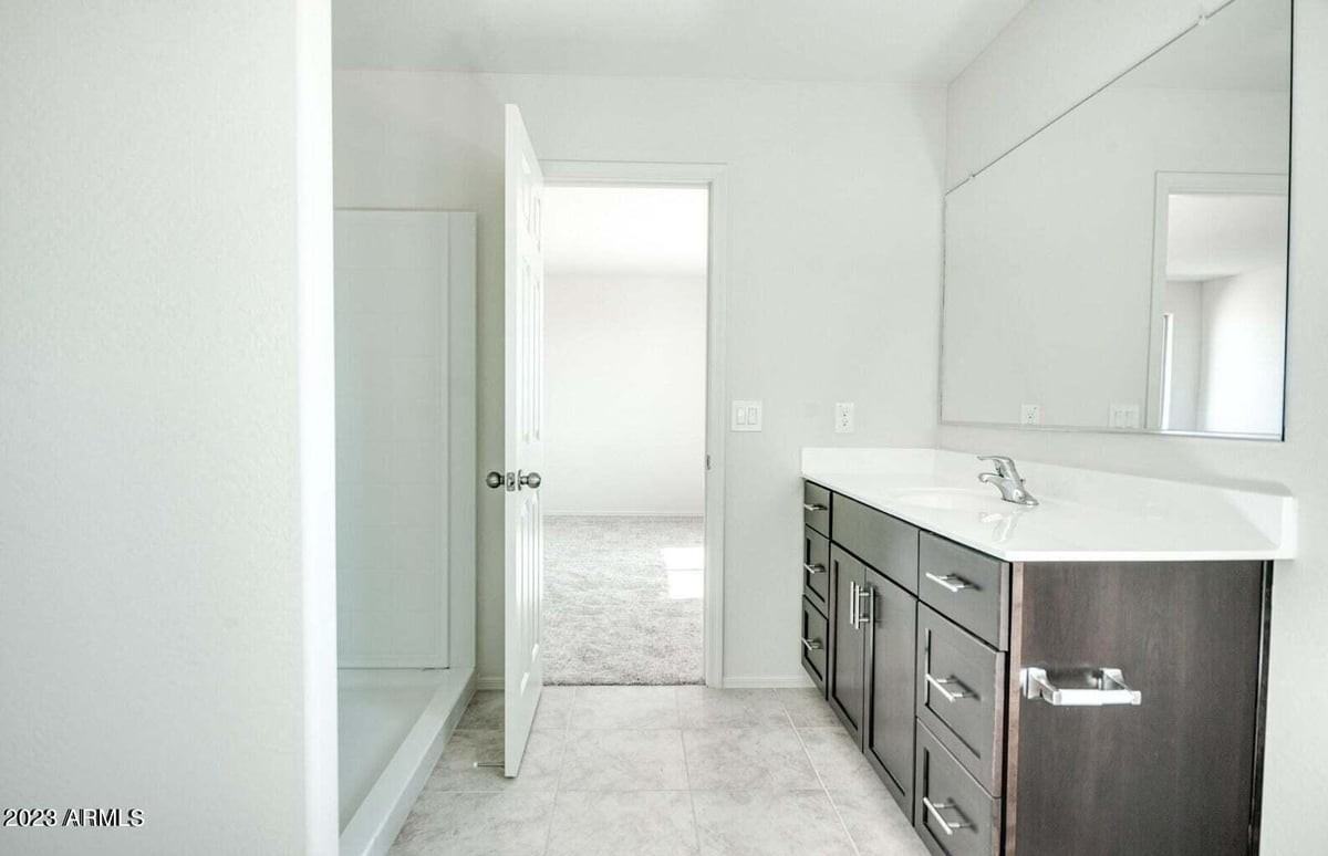 18283 N Presley Ln - Photo 5 of 17