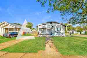 featured image of 2000 Grant St