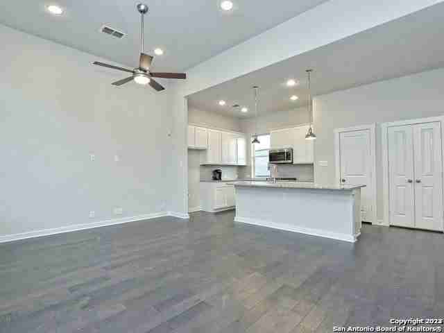 430 Clay St #5 - Photo 4 of 17