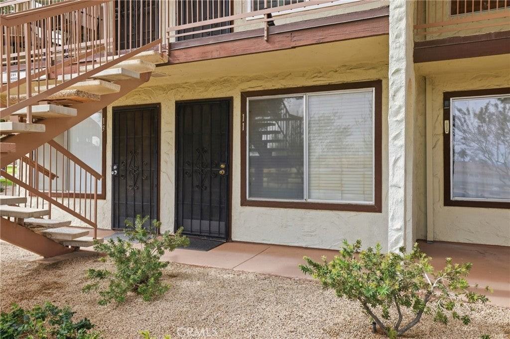 64291 Spyglass Ave - Photo 2 of 22