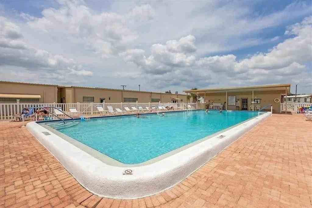 4108 10th Street Ct E - Photo 4 of 21