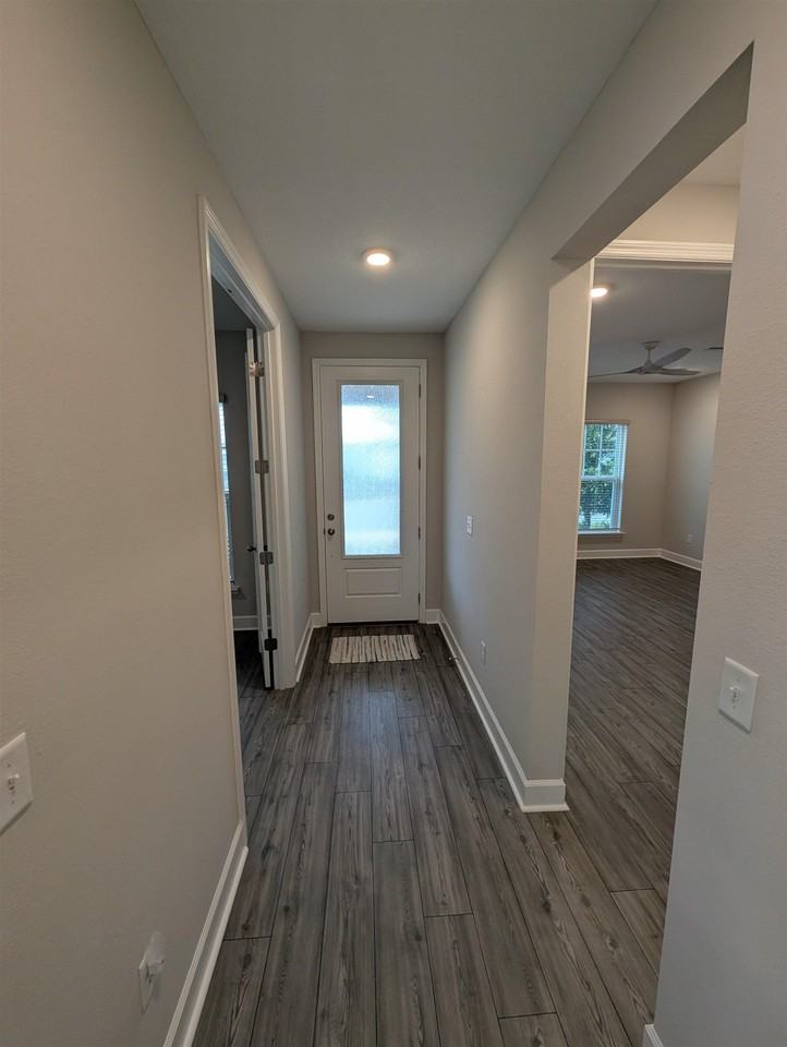 84 Alston Dr - Photo 4 of 28