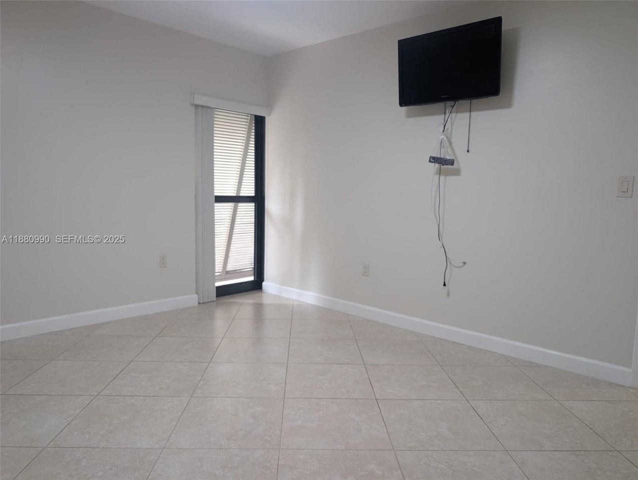 8435 Rednock Lane #8435 - Photo 7 of 26