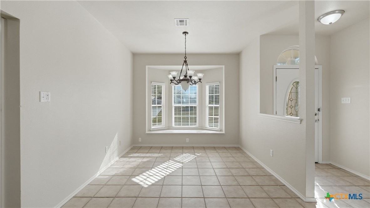 821 Benning - Photo 6 of 37