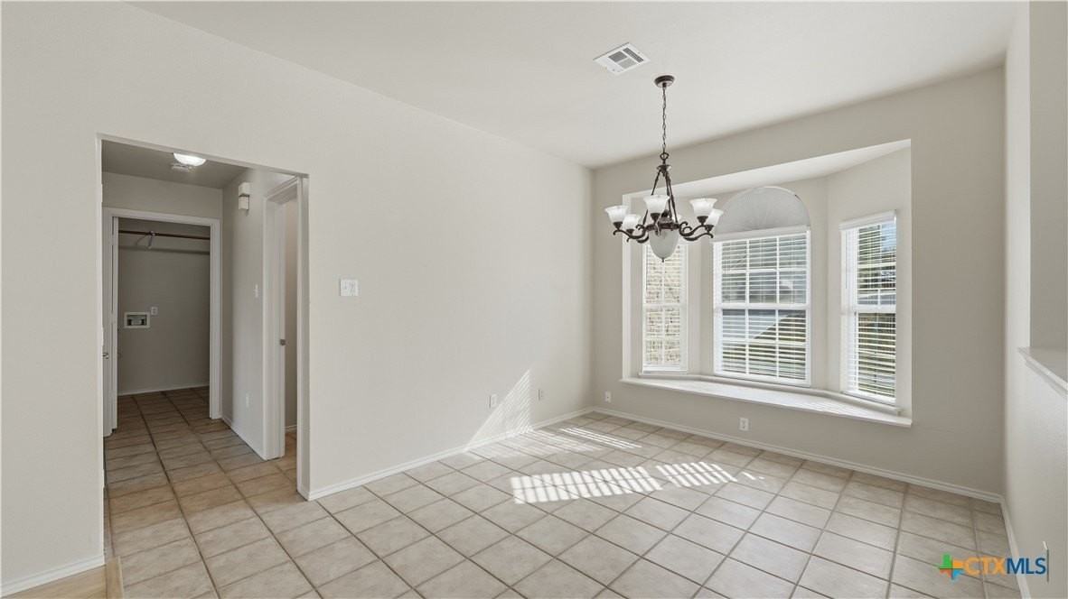 821 Benning - Photo 7 of 37