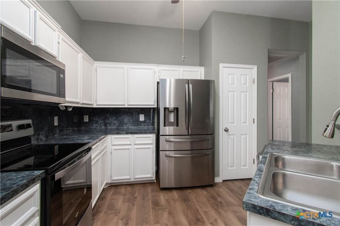 2001 Matt Dr - Photo 5 of 21