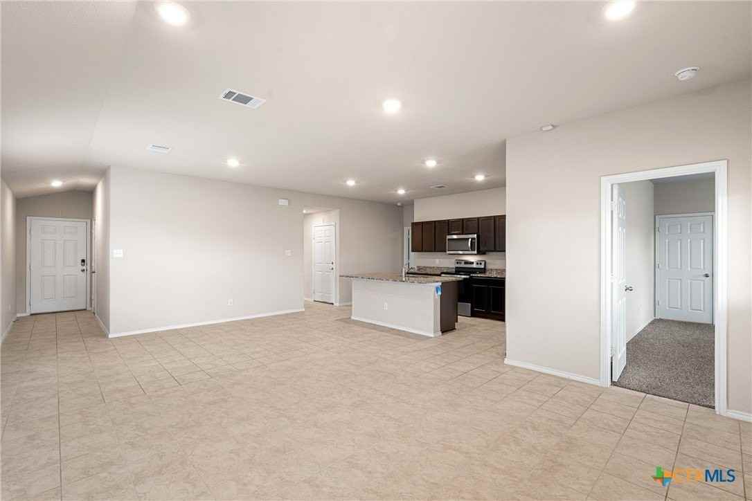 5102 Karen Green Dr - Photo 6 of 28