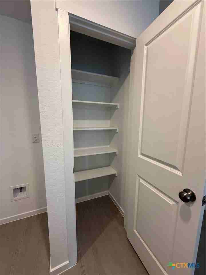 315 Moscato Rd - Photo 3 of 16