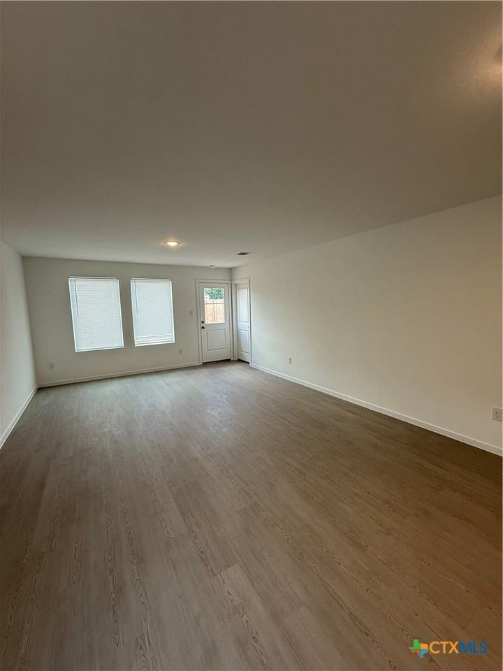 315 Moscato Rd - Photo 7 of 16