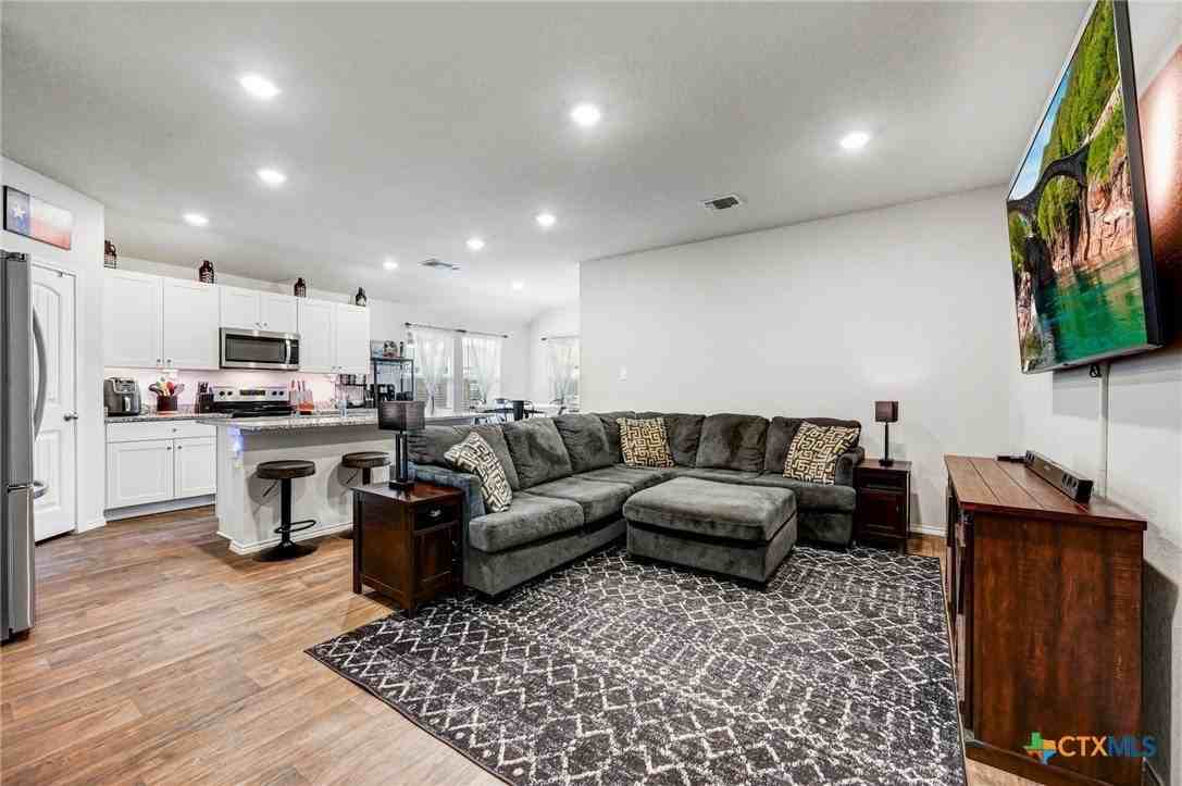 849 Gerardia Ct - Photo 4 of 29