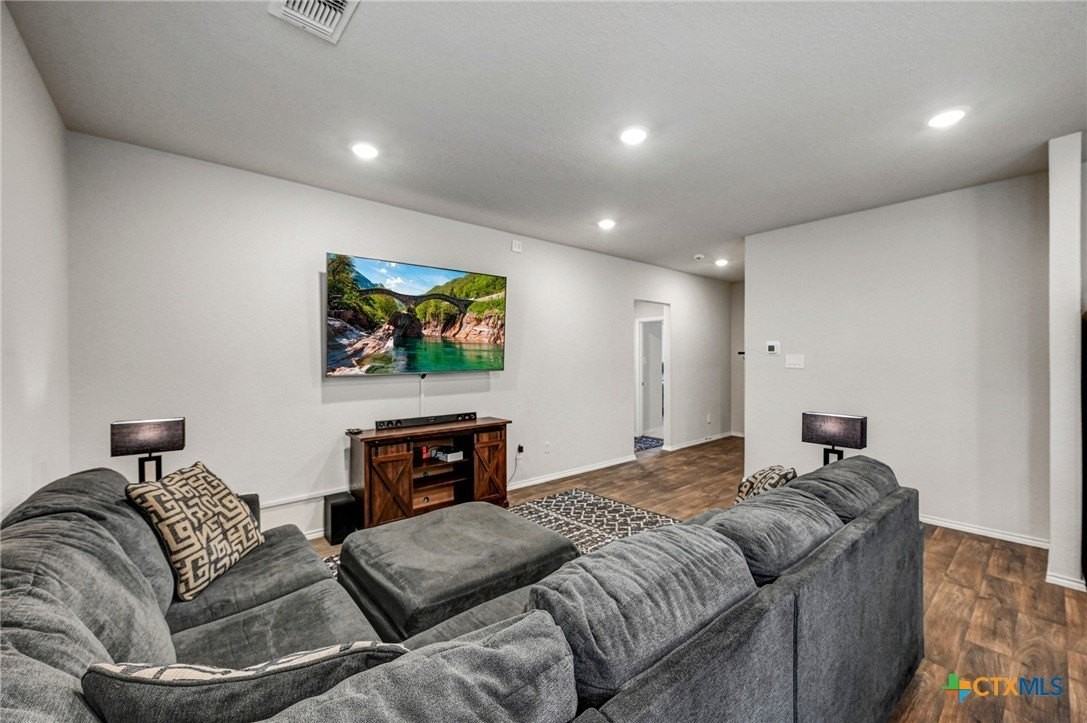 849 Gerardia Ct - Photo 6 of 29