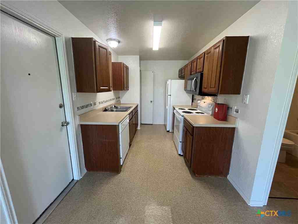 503 E Union - Photo 6 of 18