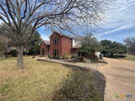 featured image of 2013 Highland Dr