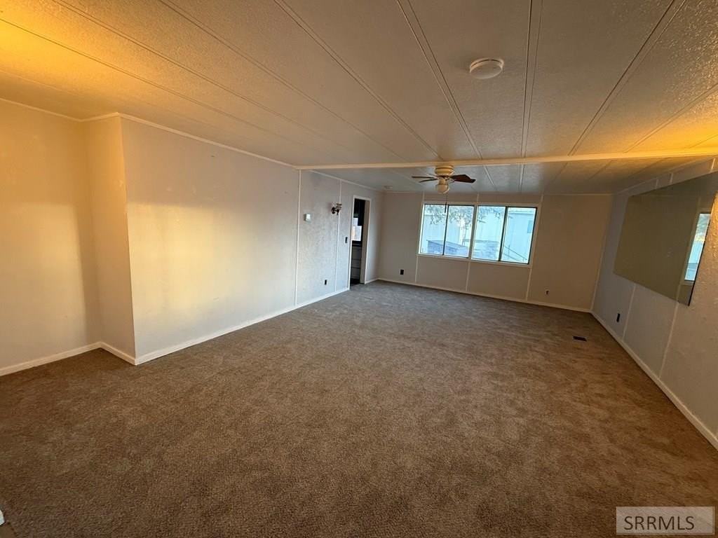 4530 S 5th Ave #D8 - Photo 3 of 22