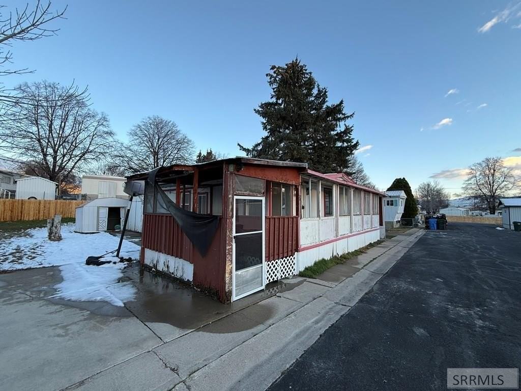 4530 S 5th Ave #D8 - Photo 7 of 22