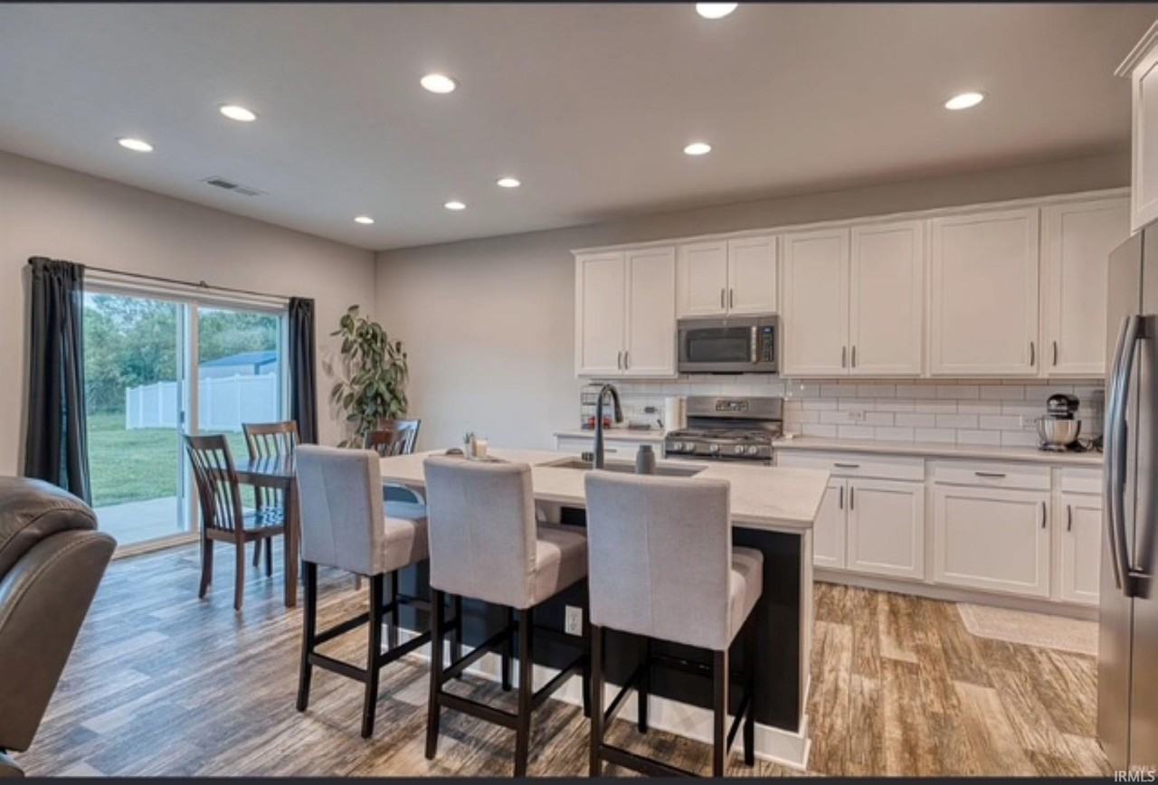 5783 Brookstone Dr - Photo 5 of 13