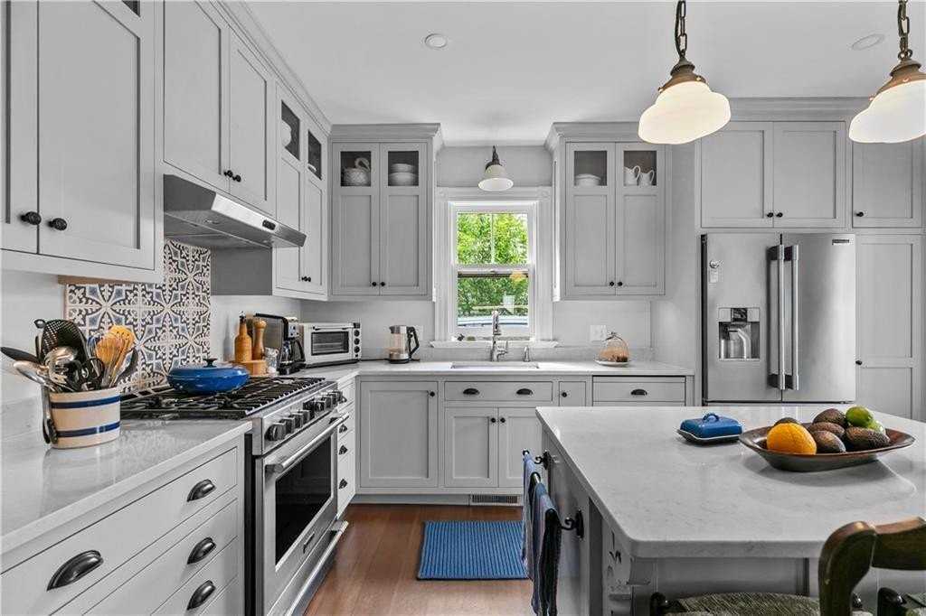 43 Sherman St - Photo 7 of 25