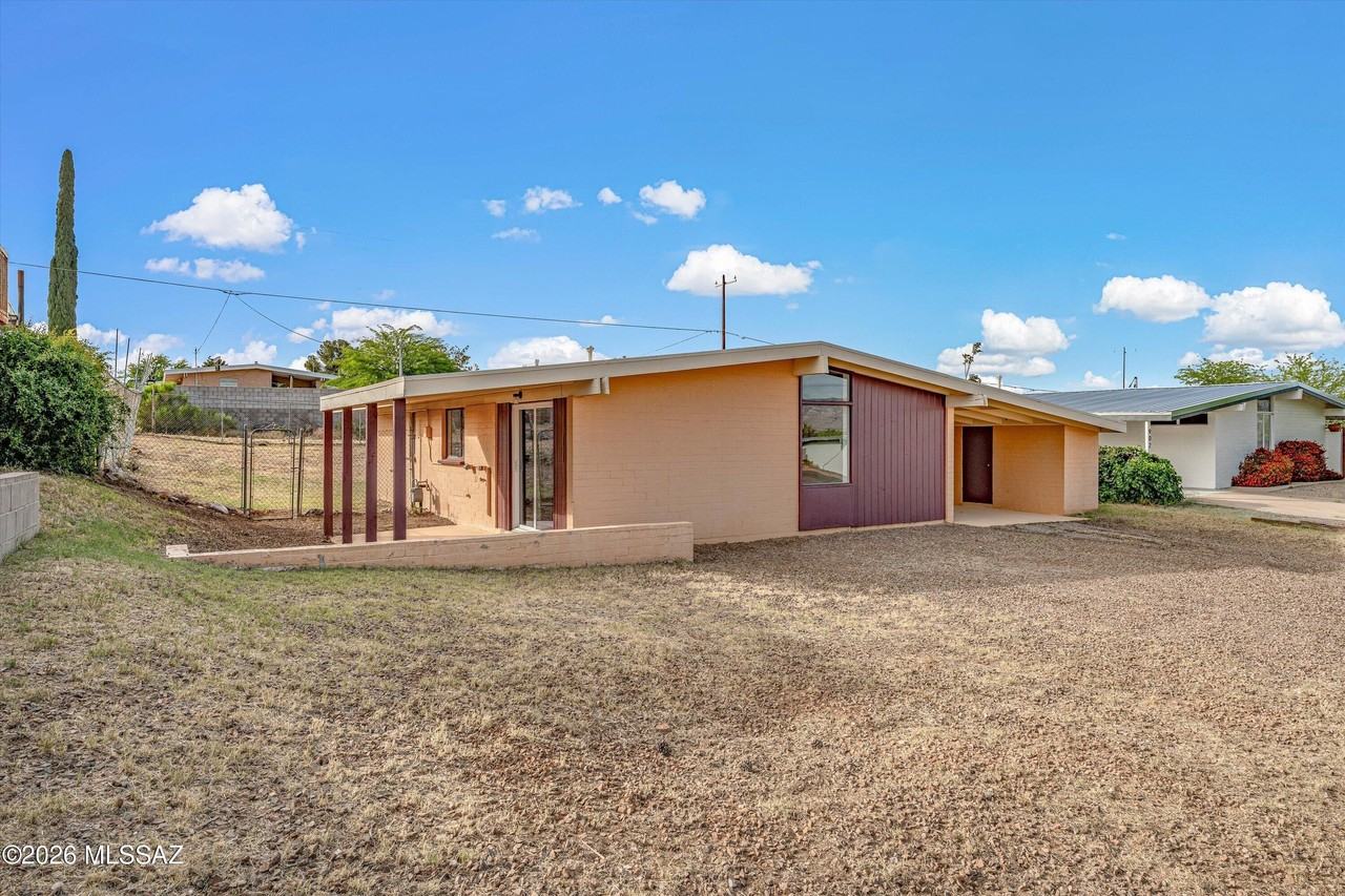 904 W 4th Ave - Photo 3 of 28