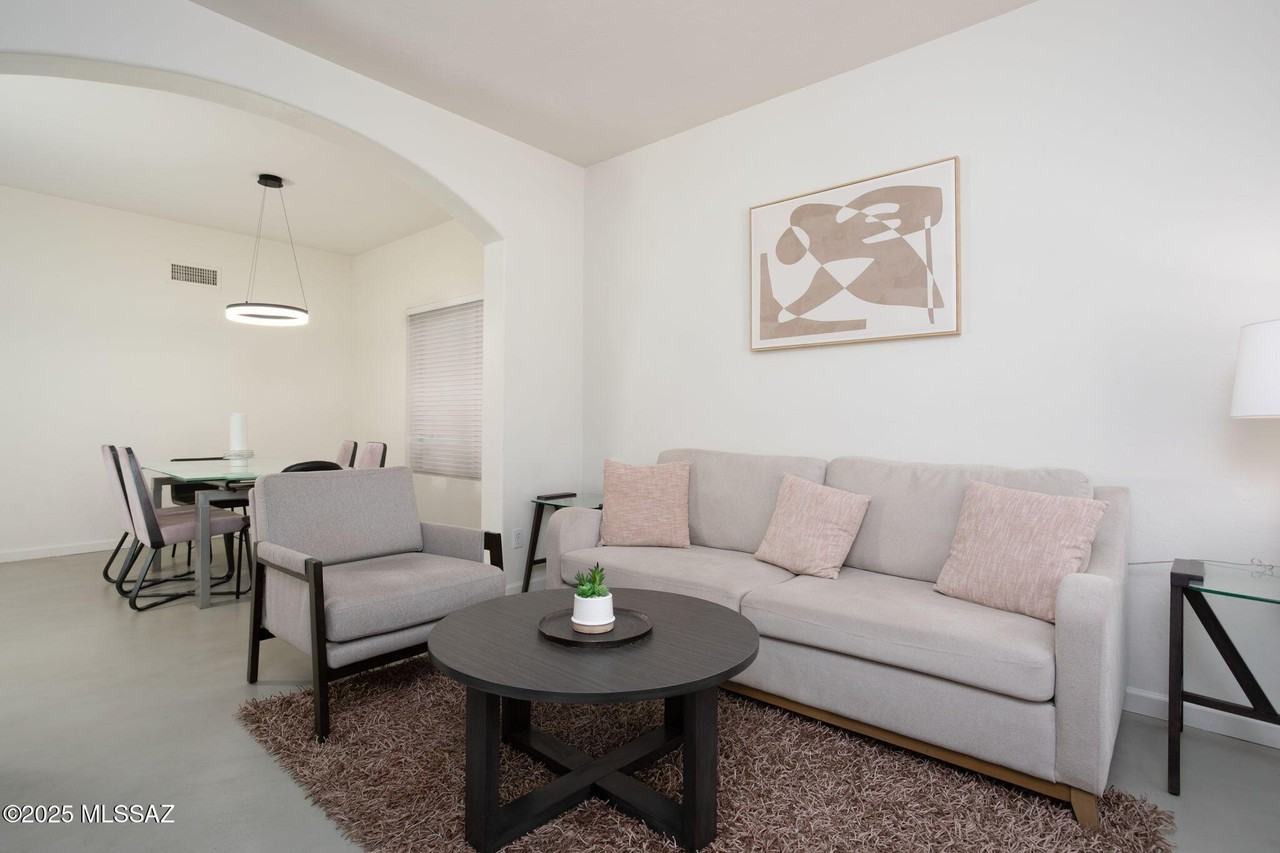 6851 W Kern Dr - Photo 6 of 46