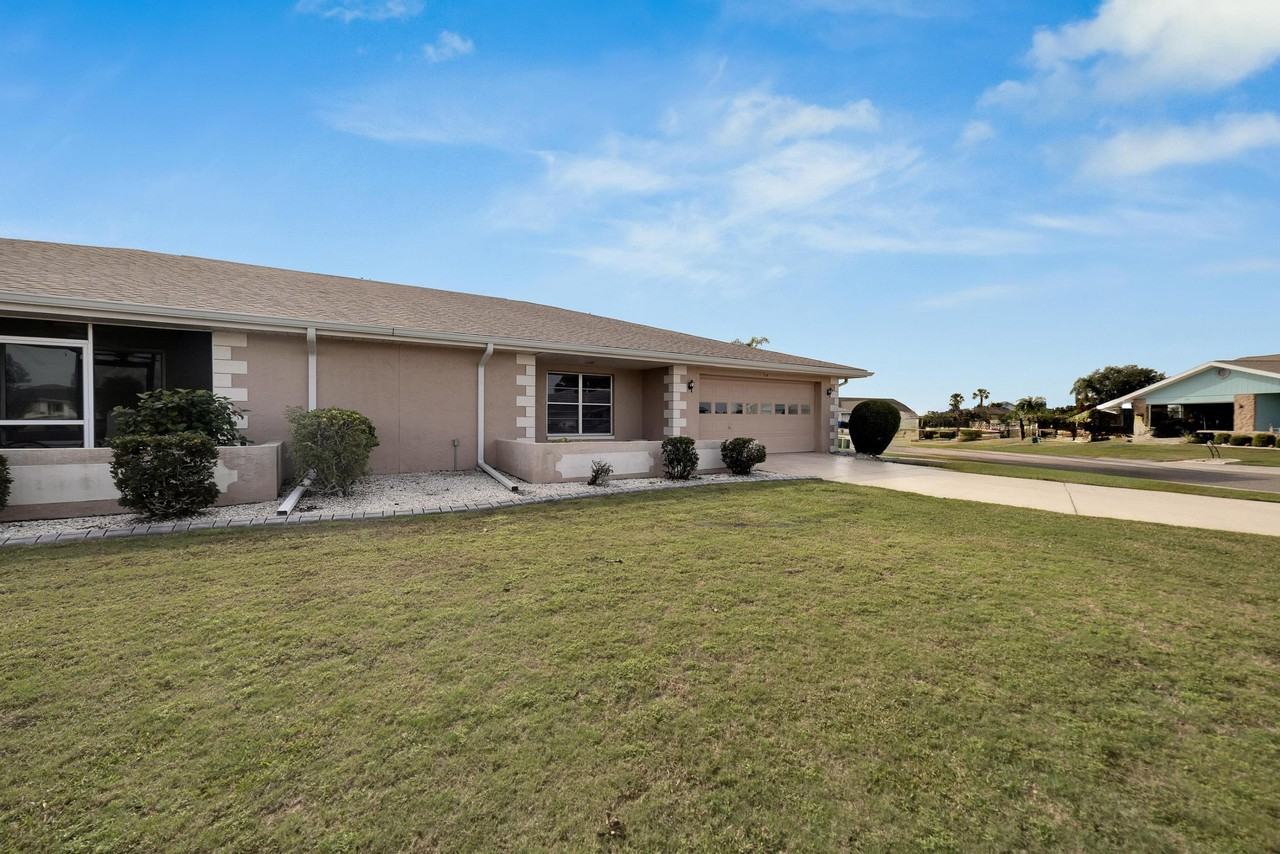 114 Wintersong Ln - Photo 4 of 41