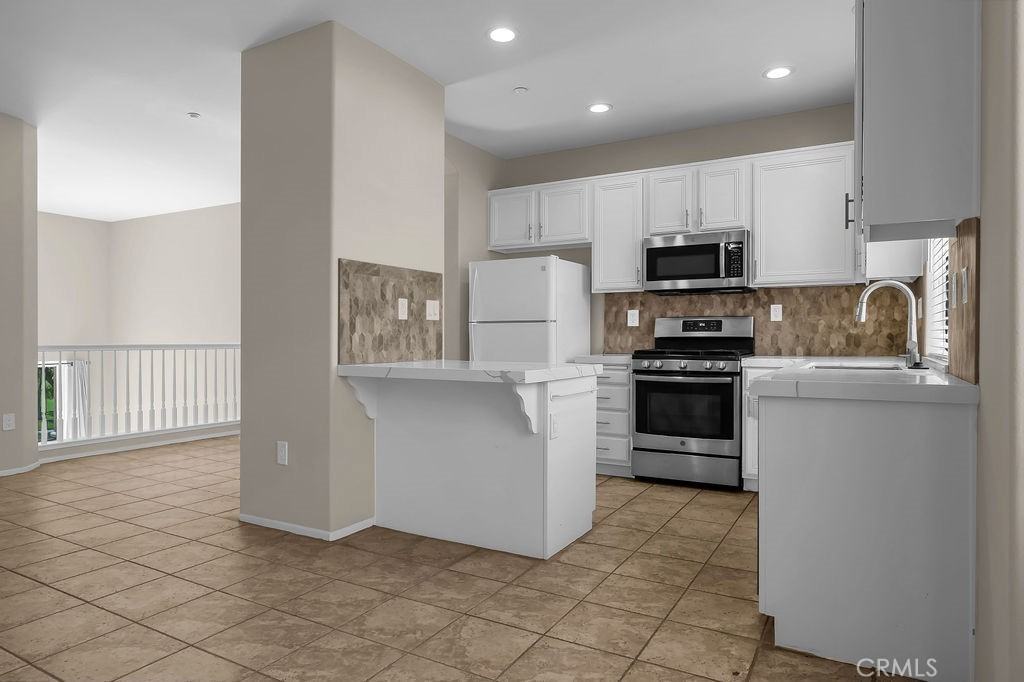 210 Timberwood - Photo 5 of 50