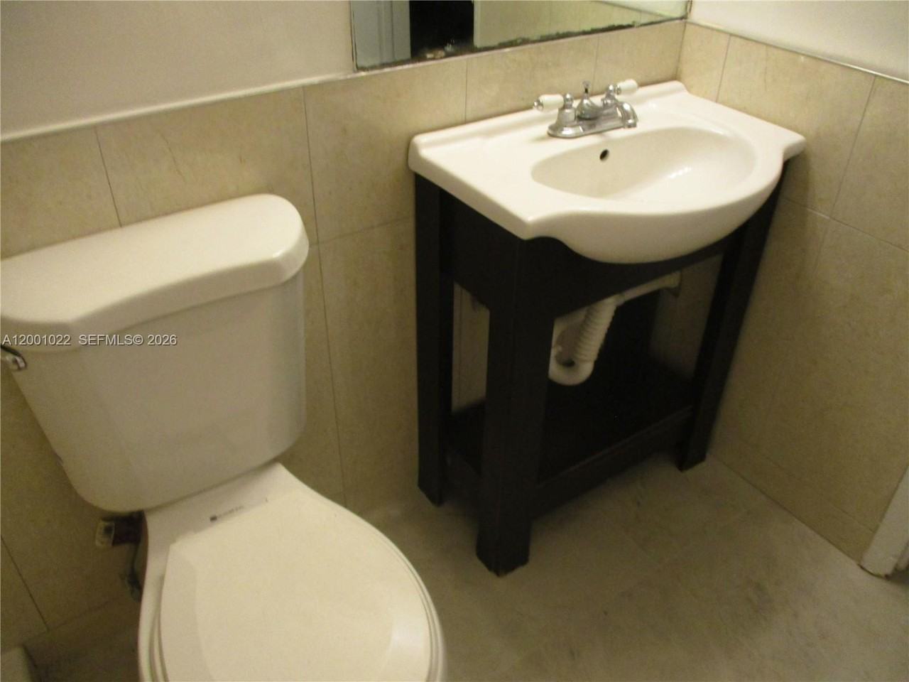 1949 Taylor St ##9 - Photo 4 of 5