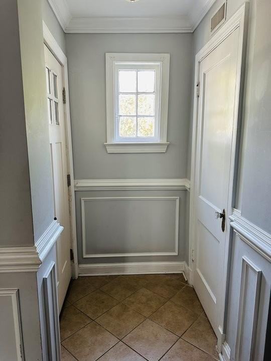 1911 D St Ne - Photo 3 of 50