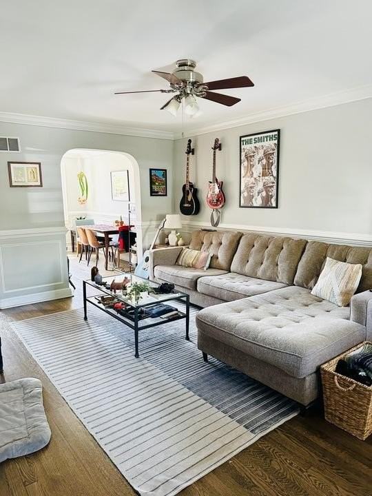 1911 D St Ne - Photo 5 of 50