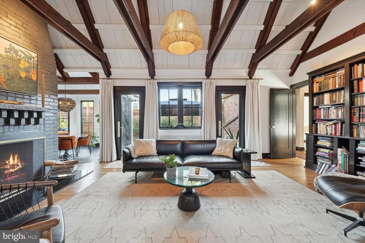 5543 29th St Nw - Photo 4 of 21